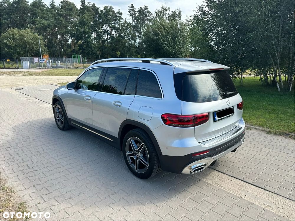 Mercedes-Benz GLB 220 d 4-Matic AMG Line 8G-DCT - 3