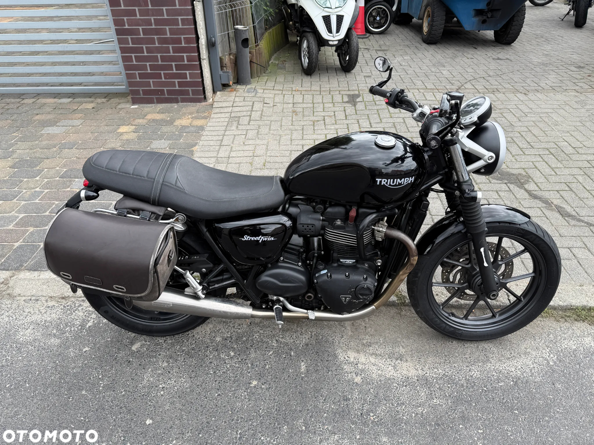 Triumph Speed Twin - 4