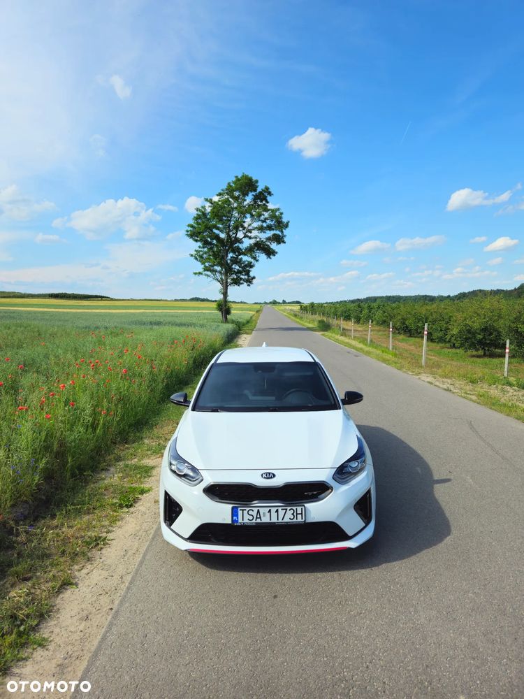 Kia Ceed 1.6 T-GDI GT DCT - 4