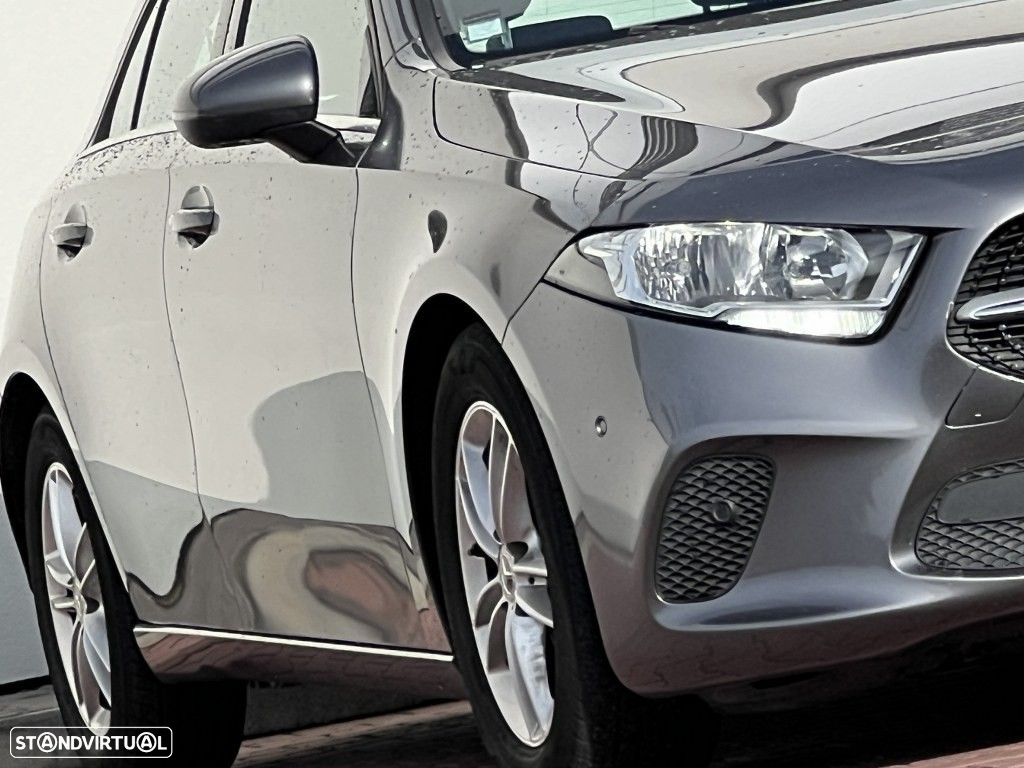 Mercedes-Benz A 180 d Style Plus Aut. - 35