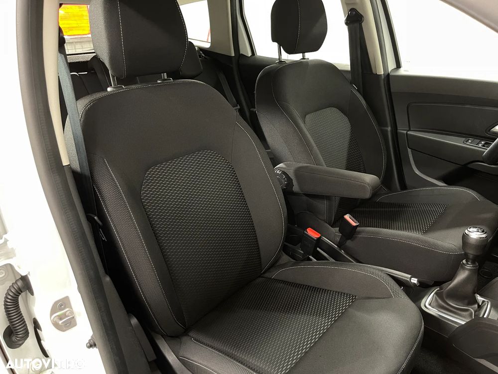 Dacia Duster 1.5 Blue dCi 4WD Comfort - 9