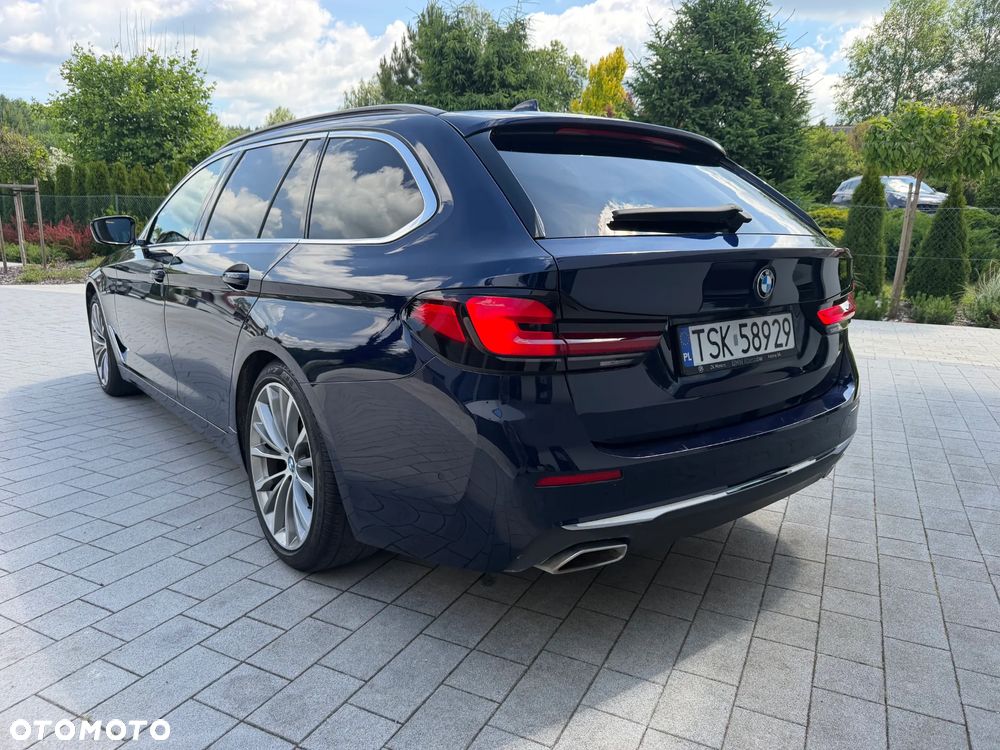 BMW Seria 5 520d xDrive - 5