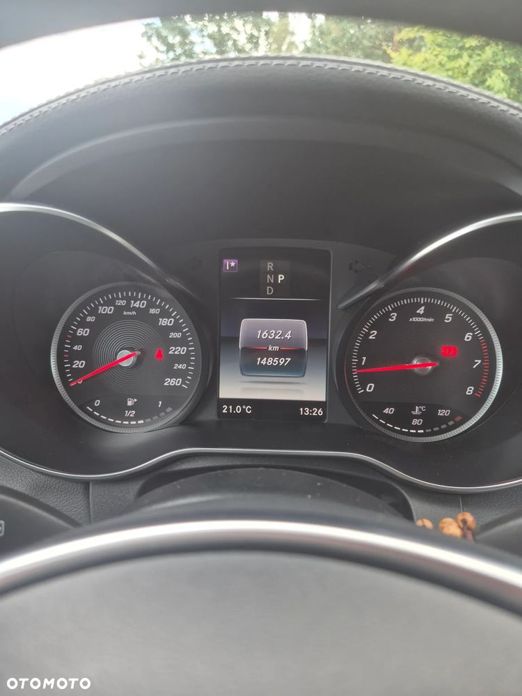 Mercedes-Benz Klasa C 200 4-Matic 9G-TRONIC - 23