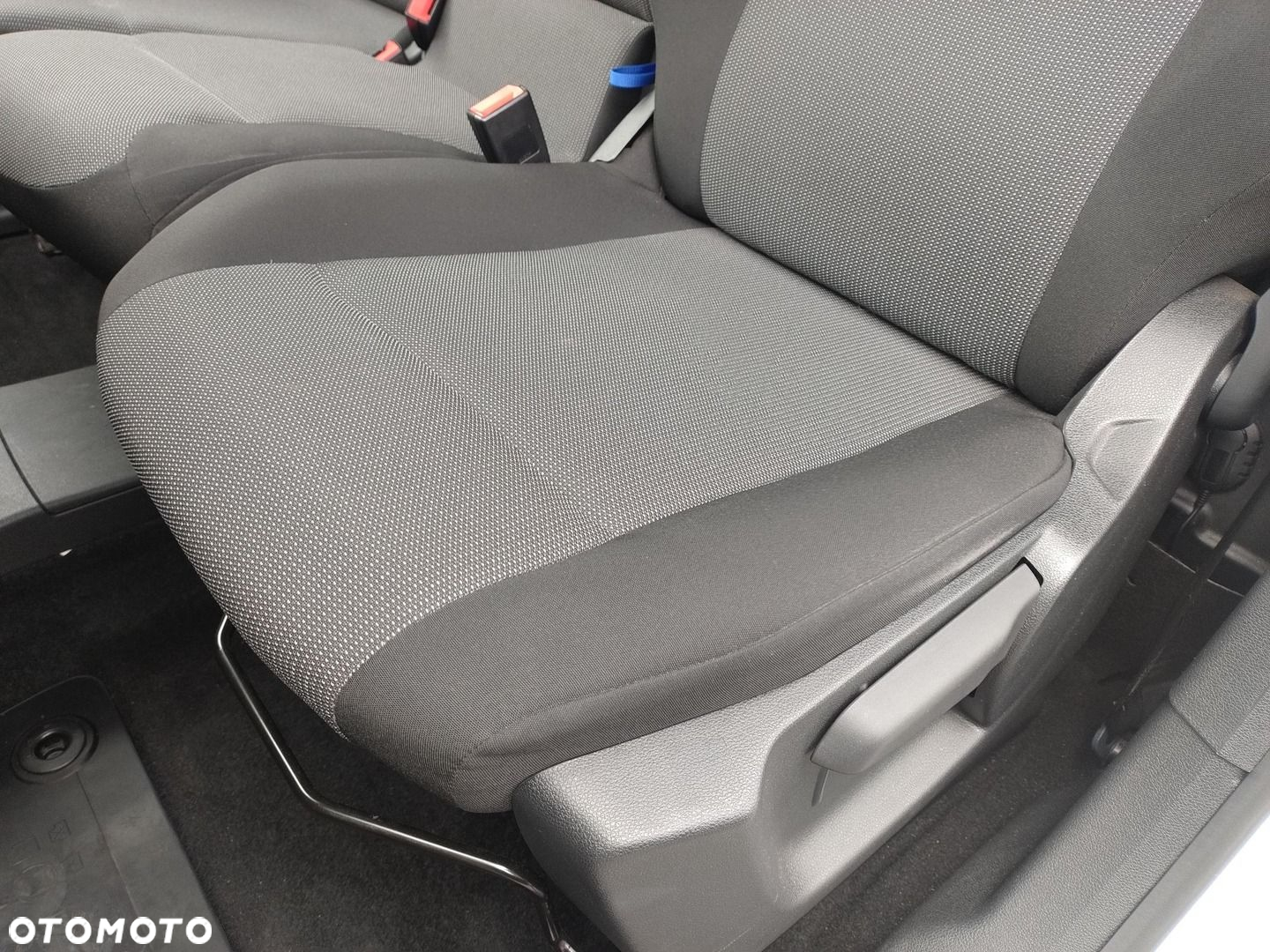 Toyota PROACE CITY - 17