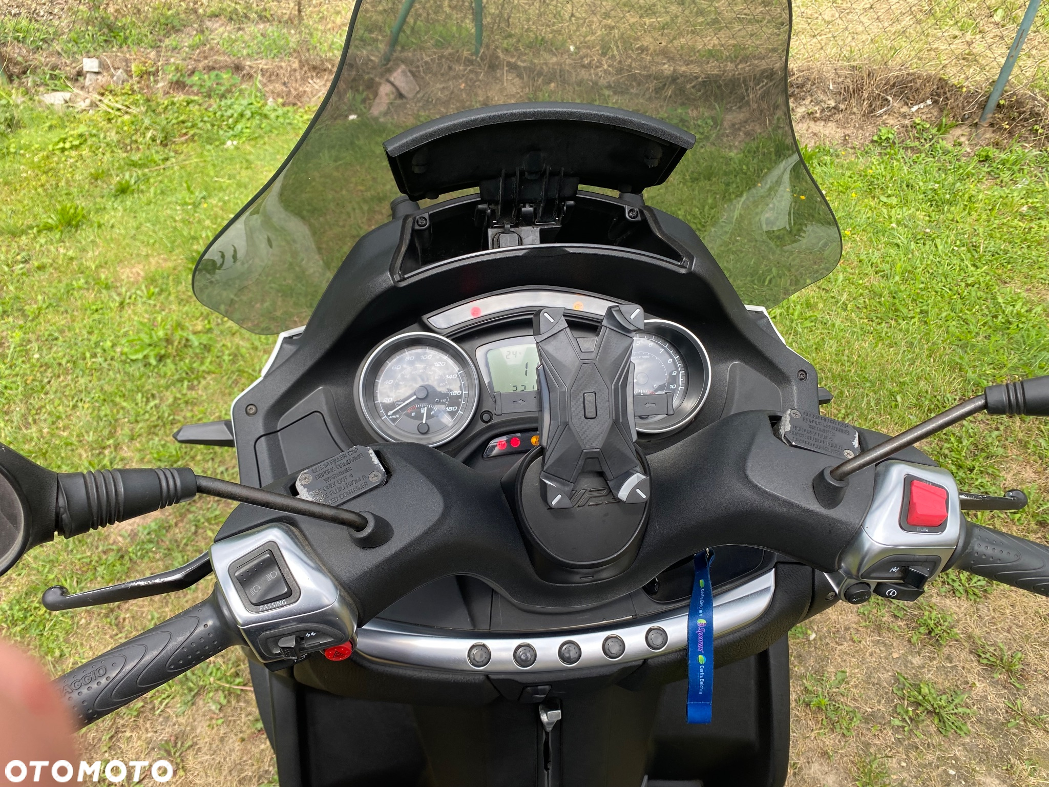 Piaggio MP-3 - 9