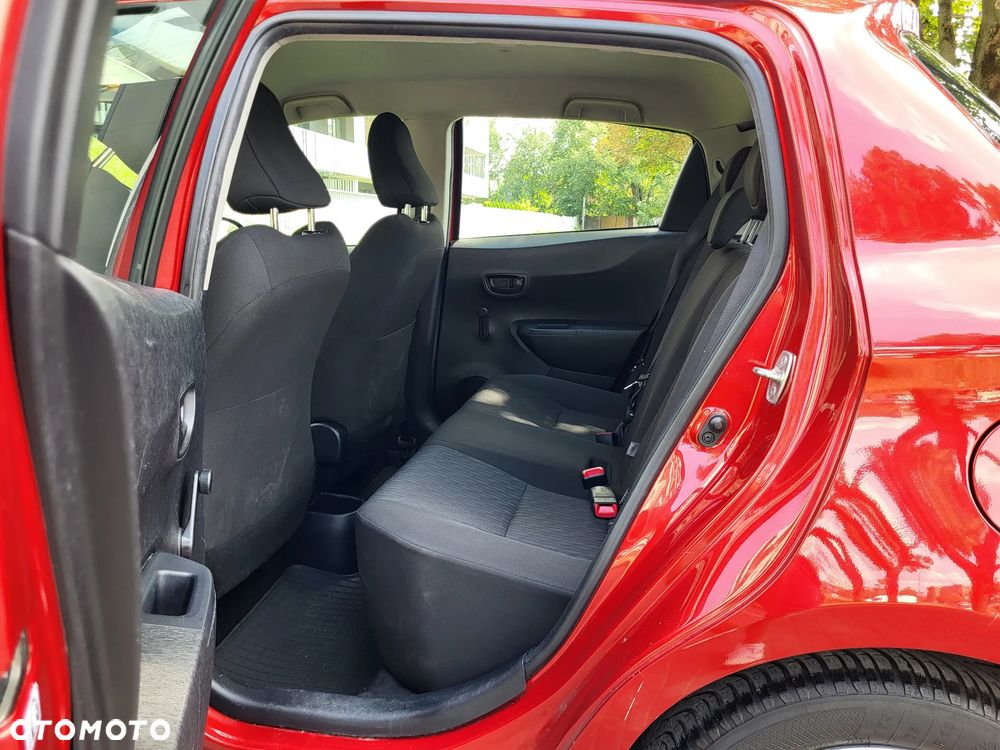 Toyota Yaris 1.0 Life - 17