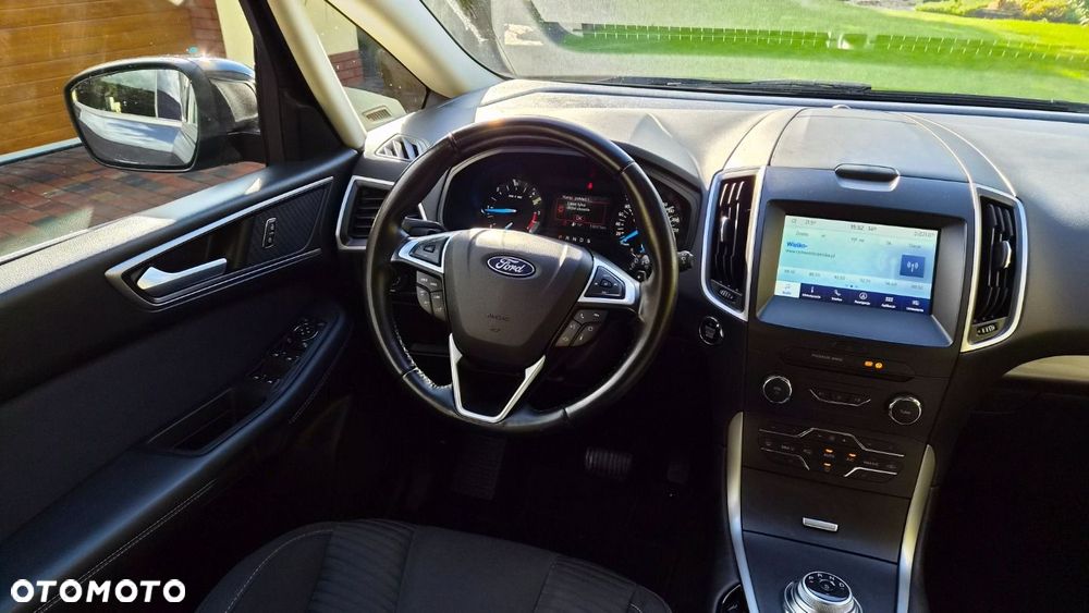 Ford S-Max - 21