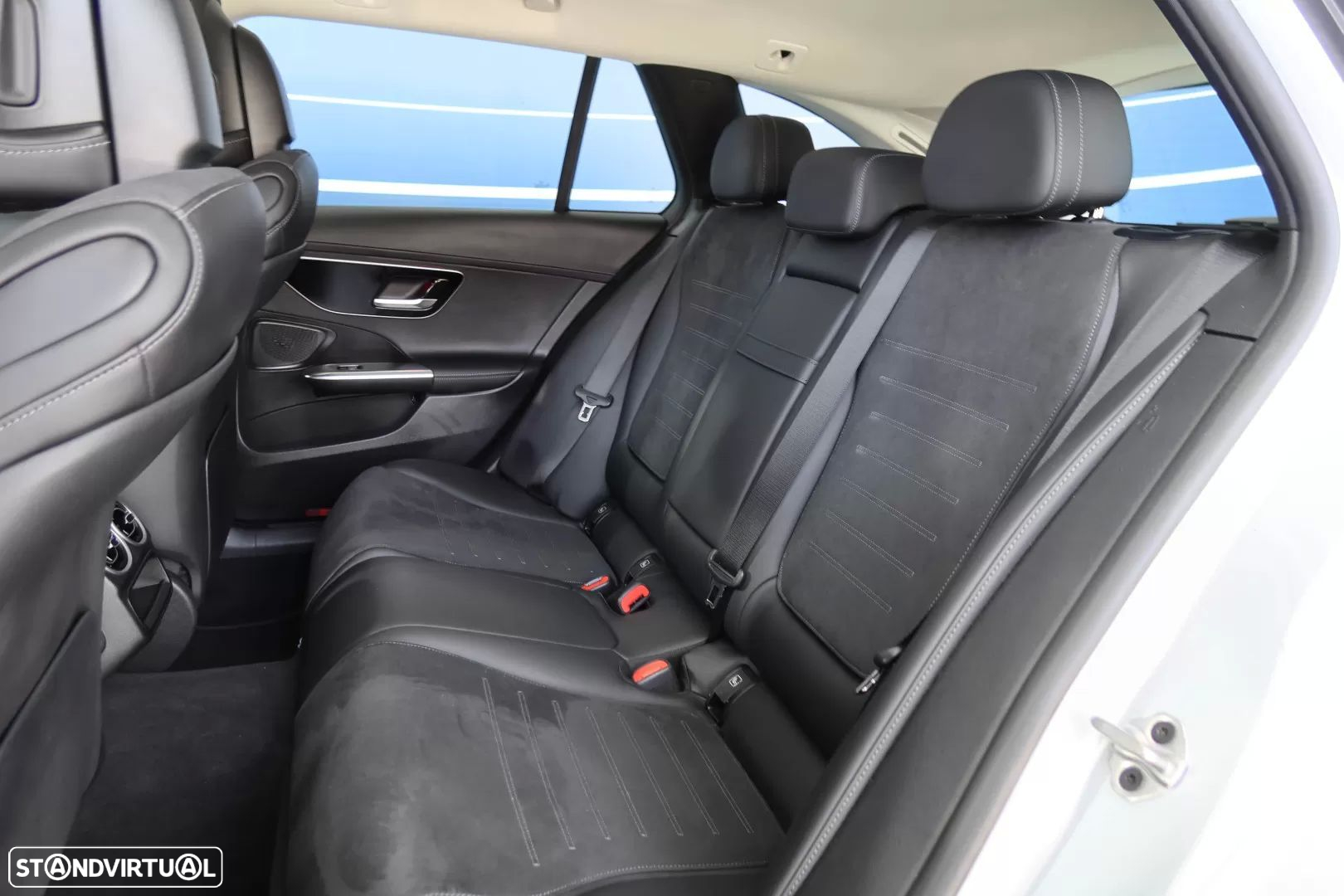 Mercedes-Benz C 220 d AMG Line - 20