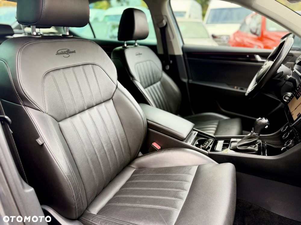 Skoda Superb 2.0 TDI 4x4 L&K DSG - 25