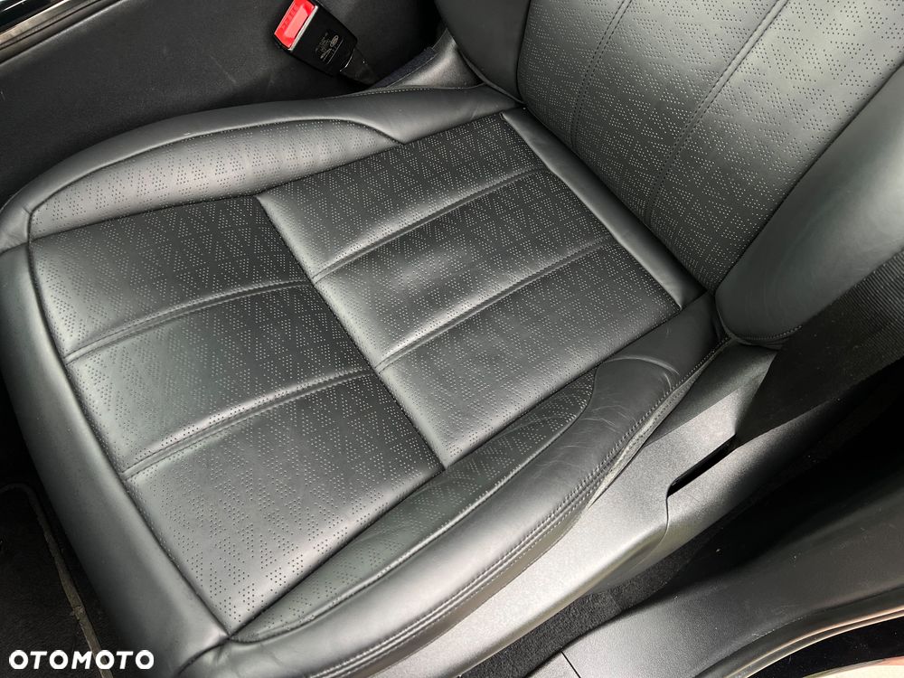 Land Rover Range Rover Evoque P200 R-Dynamic HSE - 17