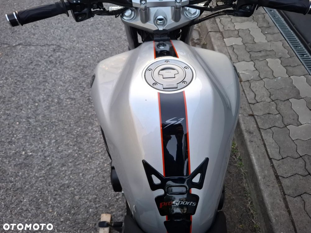 Yamaha FZ6 - 34