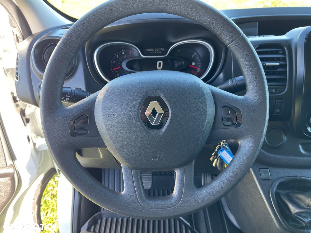 Renault Trafic - 20