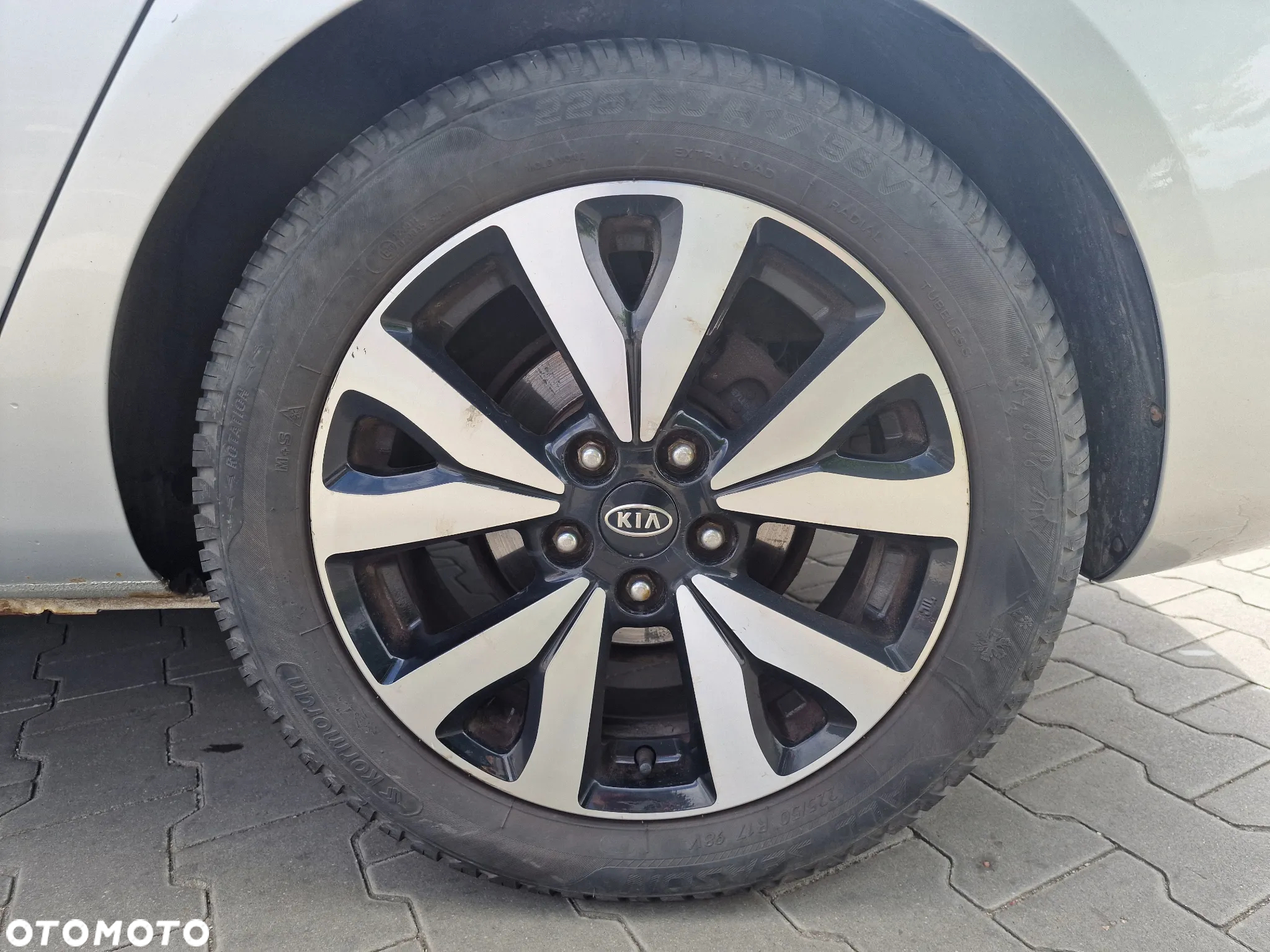 Kia Carens 2.0 CVVT Spirit - 17