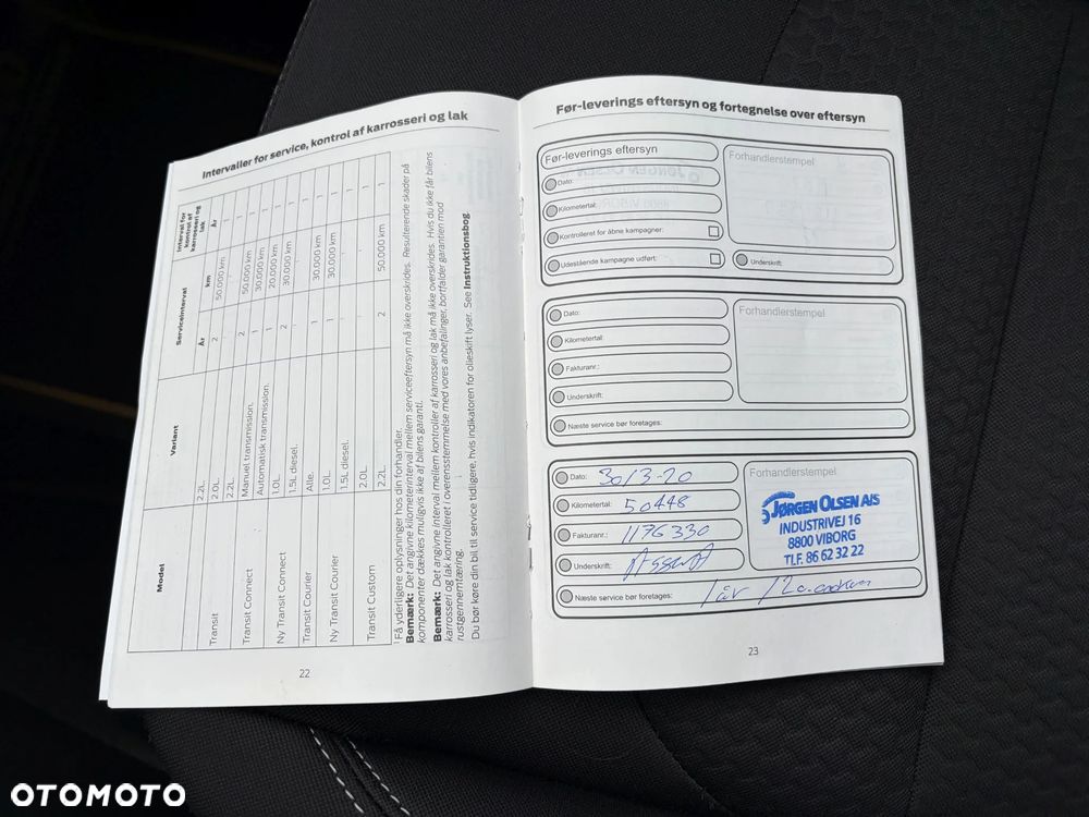 Ford Kuga 2.0 TDCi 2x4 Titanium - 37