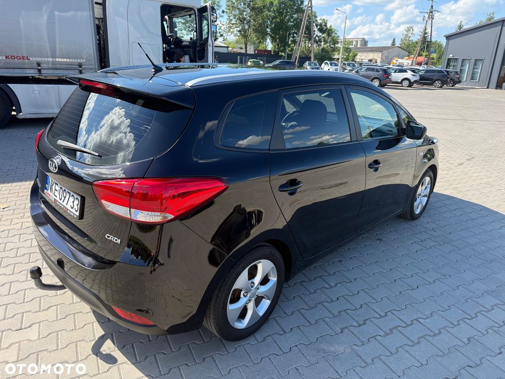 Kia Carens 1.7 CRDi 115 Dream-Team Edition - 11