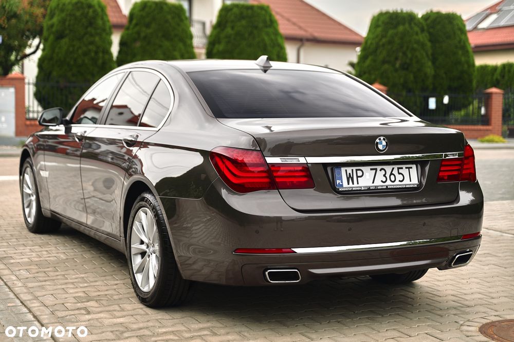 BMW Seria 7 750d xDrive - 9