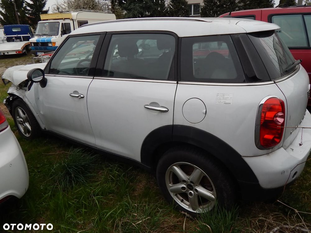 MINI Countryman One D - 5