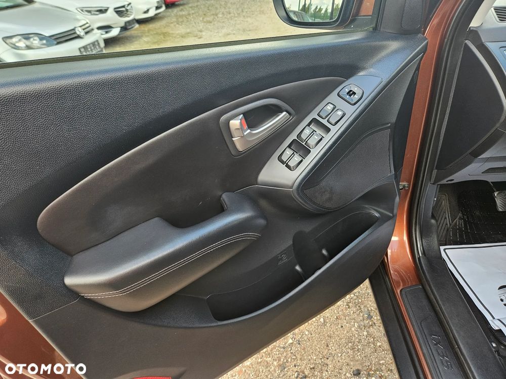 Hyundai ix35 1.7 CRDi 2WD blue Comfort - 20