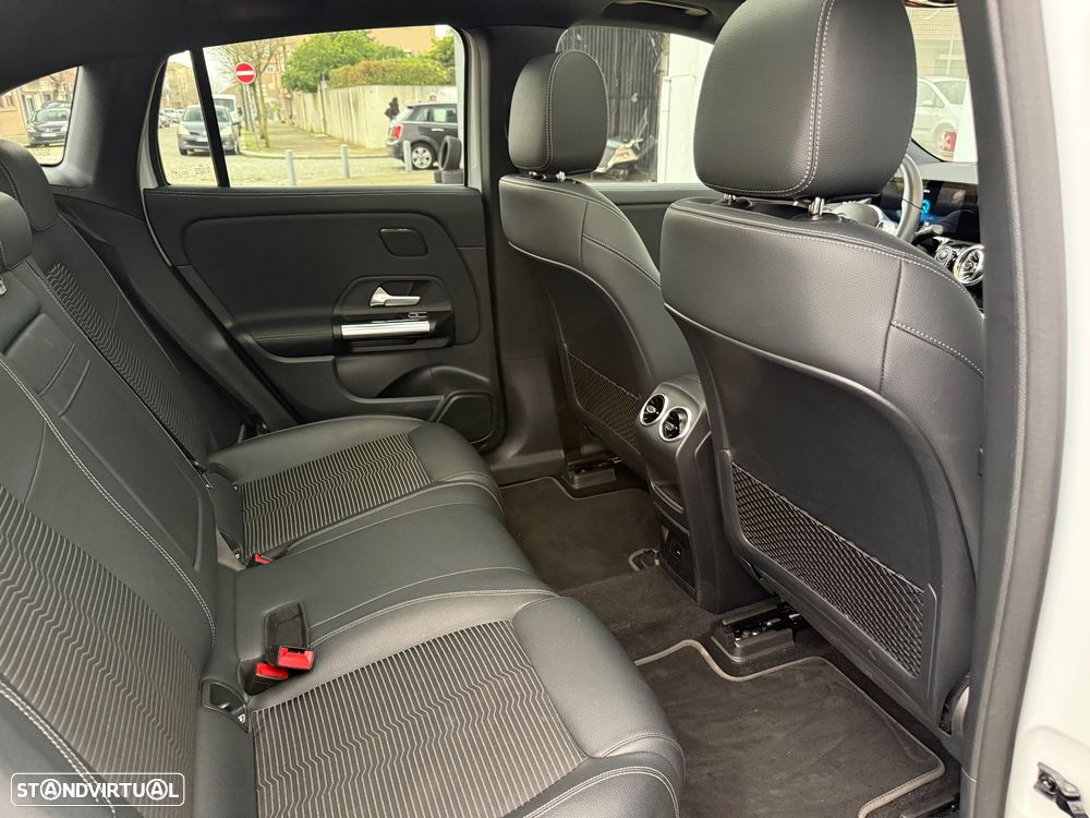 Mercedes-Benz EQA 300 4Matic - 16