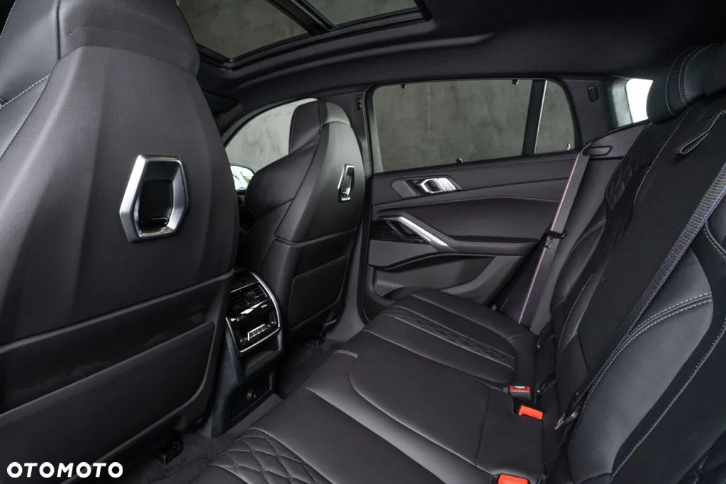 BMW X6 xDrive30d - 17