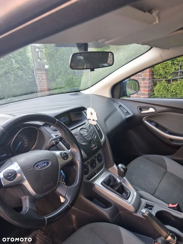 Ford Focus 1.6 TDCi Edition - 8