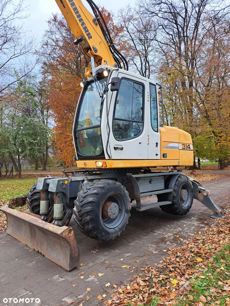 Liebherr A 314 - 1