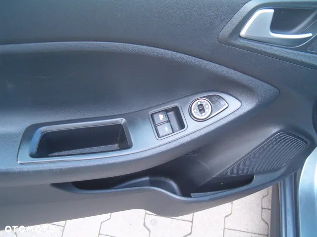 Hyundai i20 - 17