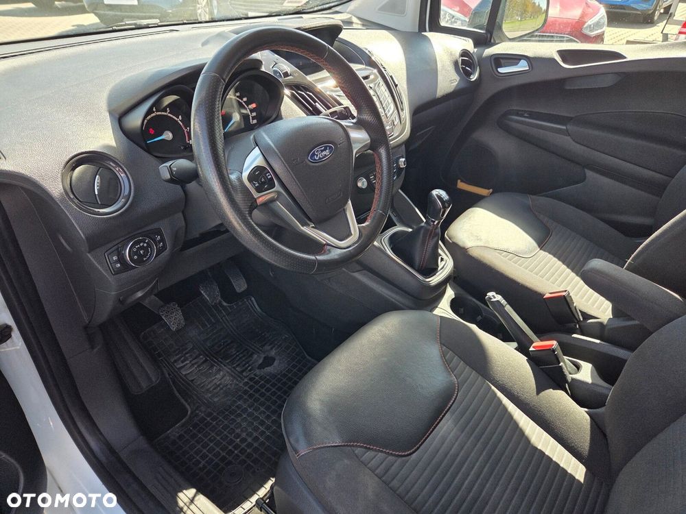 Ford Tourneo Courier 1.0 EcoBoost Sport - 9