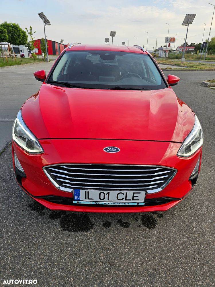 Ford Focus 1.5 TDCi Powershift Titanium - 1