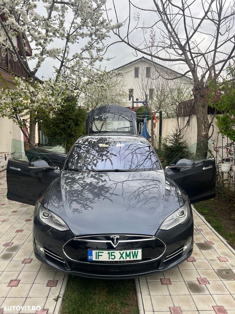 Tesla Model S 90D Allradantrieb - 1
