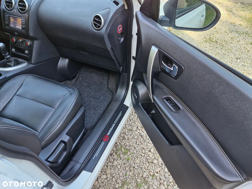 Nissan Qashqai+2 2.0 tekna - 24