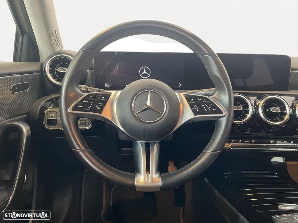 Mercedes-Benz A 250 e Progressive - 10