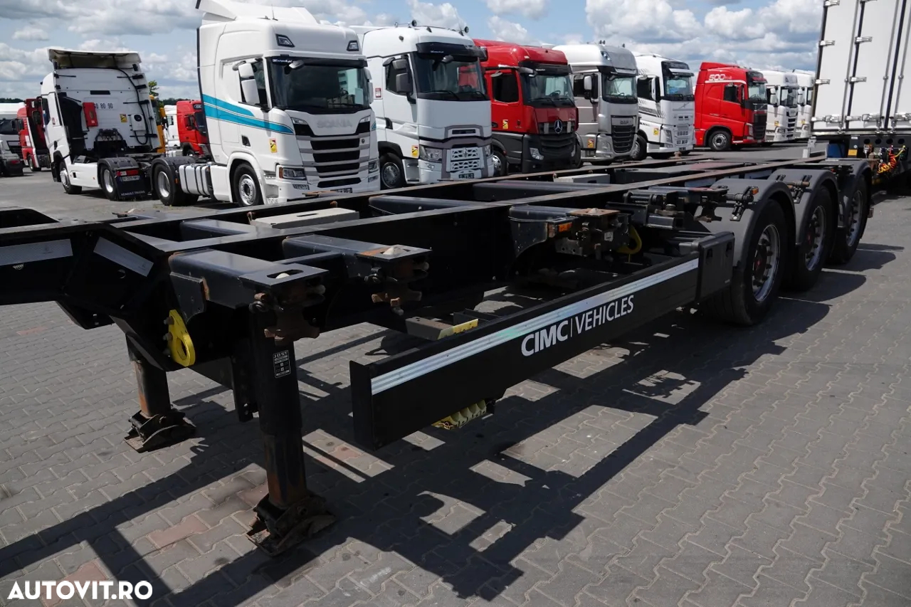 CIMC SEMIREMORCĂ PENTRU CONTAINER / SPATE EXTENSIBIL / PENTRU TOATE CONTAINERELE / AXĂ RIDICATĂ - 11