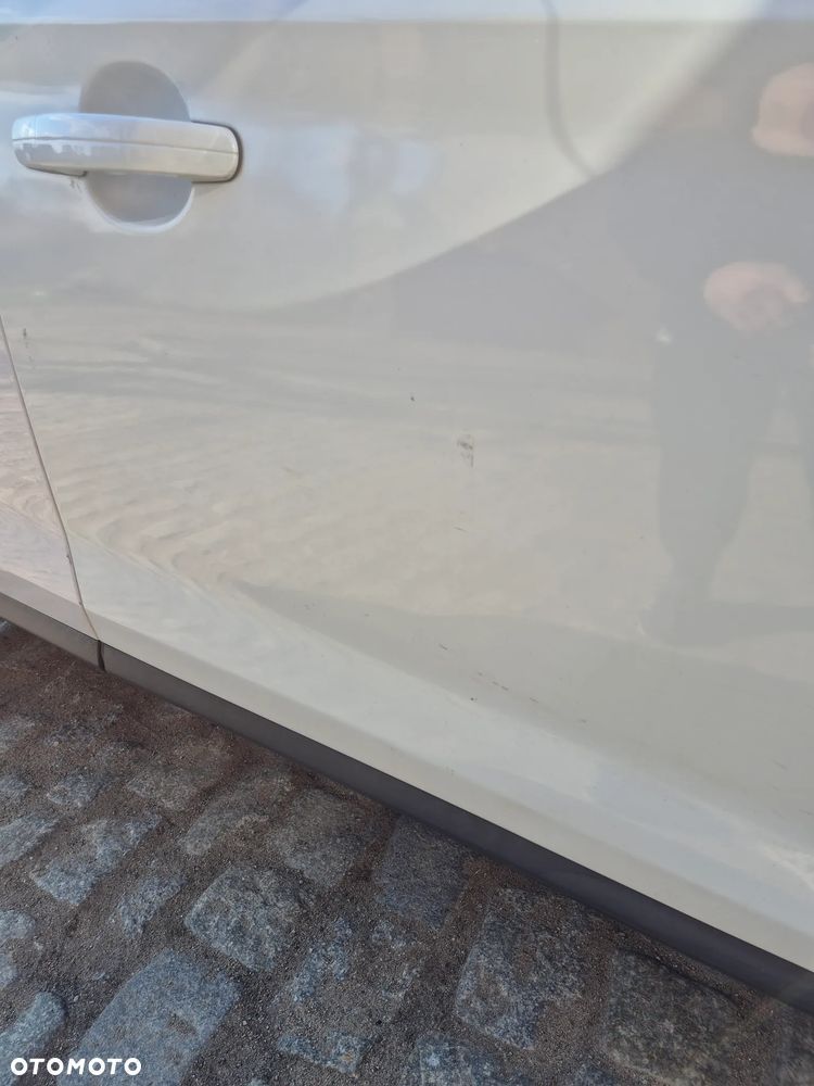 Ford Kuga 2.0 TDCi Individual MPS6 - 8