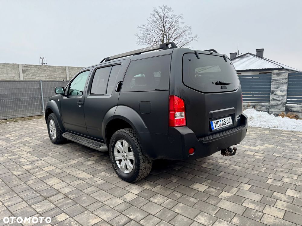 Nissan Pathfinder 2.5 dCi Premium - 4