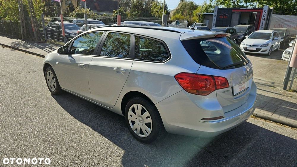 Opel Astra - 17