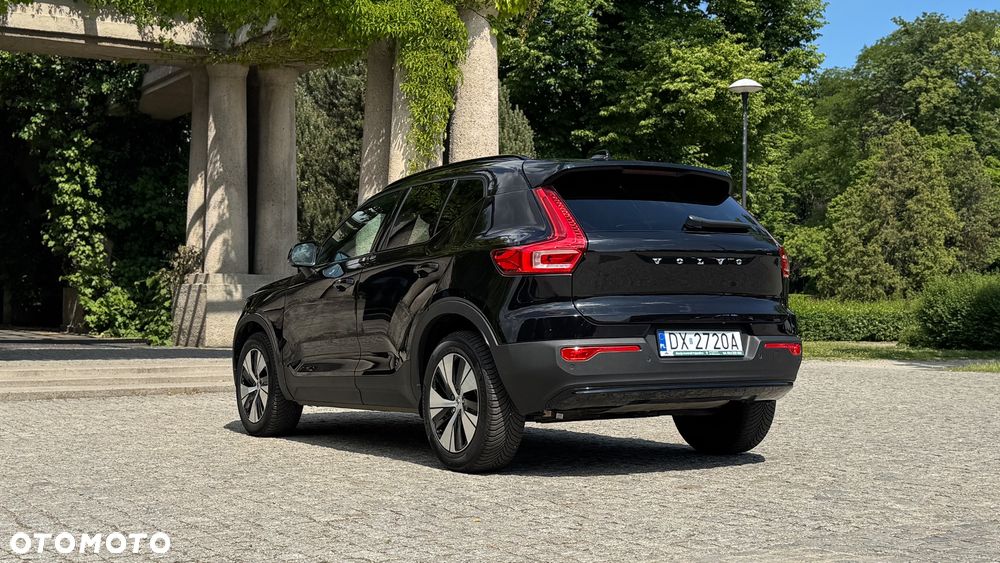 Volvo XC 40 T2 Plus Dark - 4