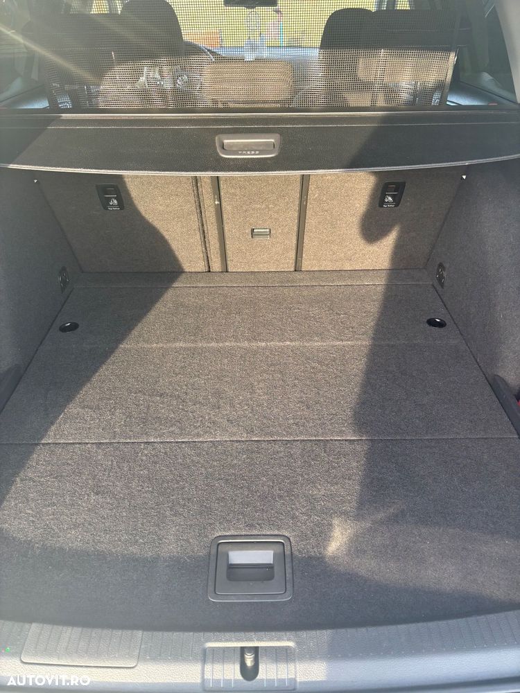 Volkswagen Golf - 14