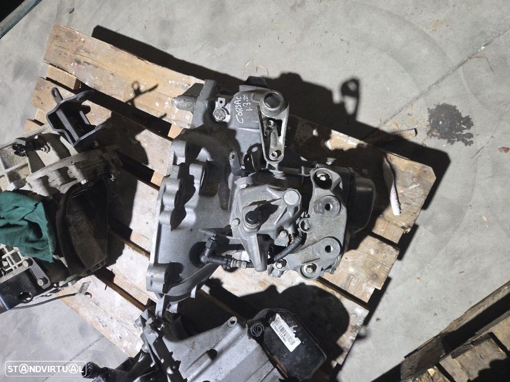Caixa De Velocidades Opel Corsa C (X01) - 3