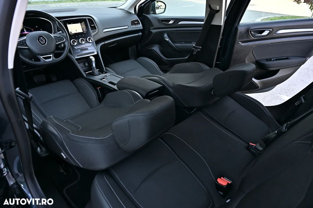 Renault Megane E-TECH 160 ZEN - 18