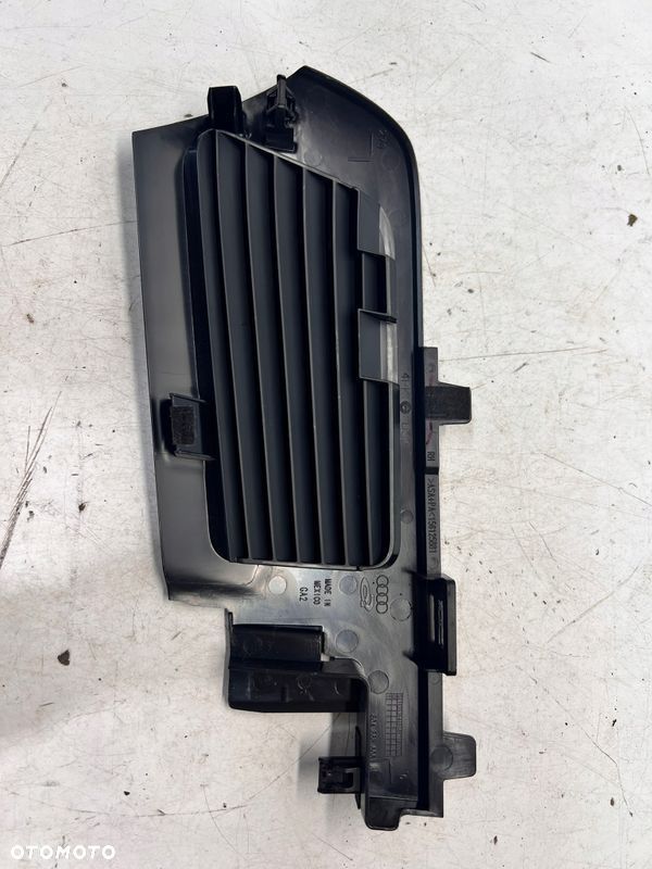 ZAŚLEPKA BAGAŻNIKA PRAWA AUDI Q5 FY 80A868606A - 2