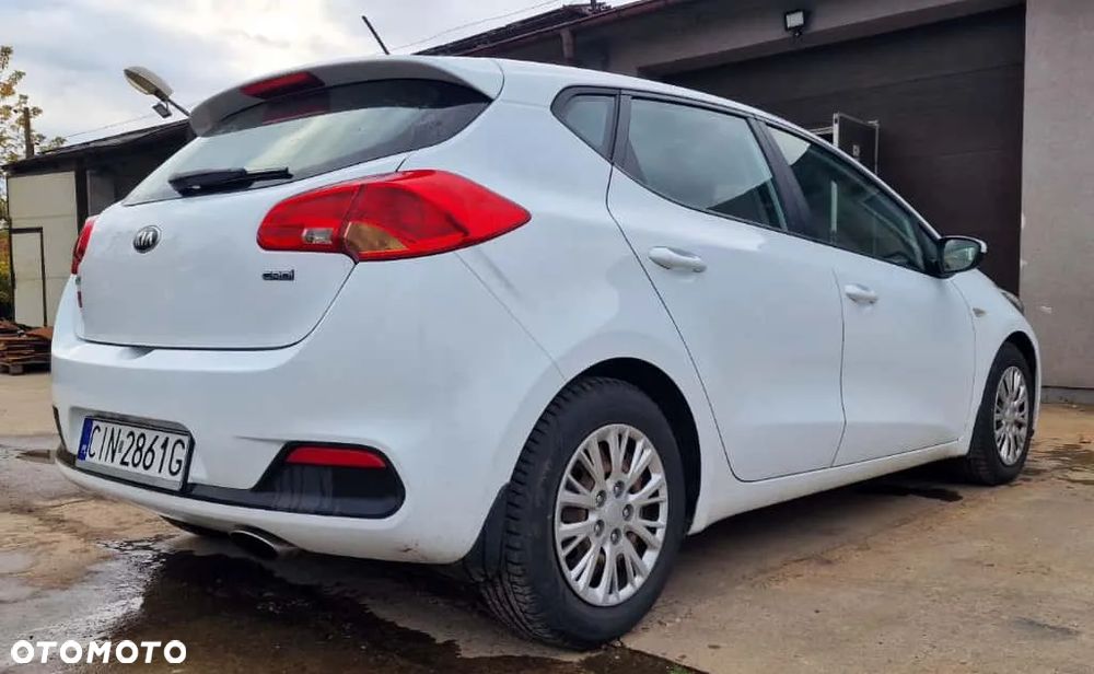 Kia Ceed Cee'd 1.4 CRDi S - 9