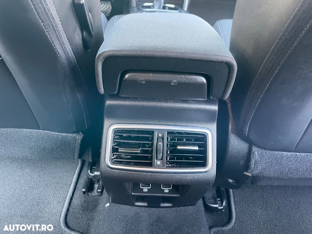 Renault Megane E-TECH 160 INTENS - 29