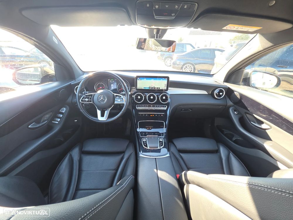 Mercedes-Benz GLC 300 - 21