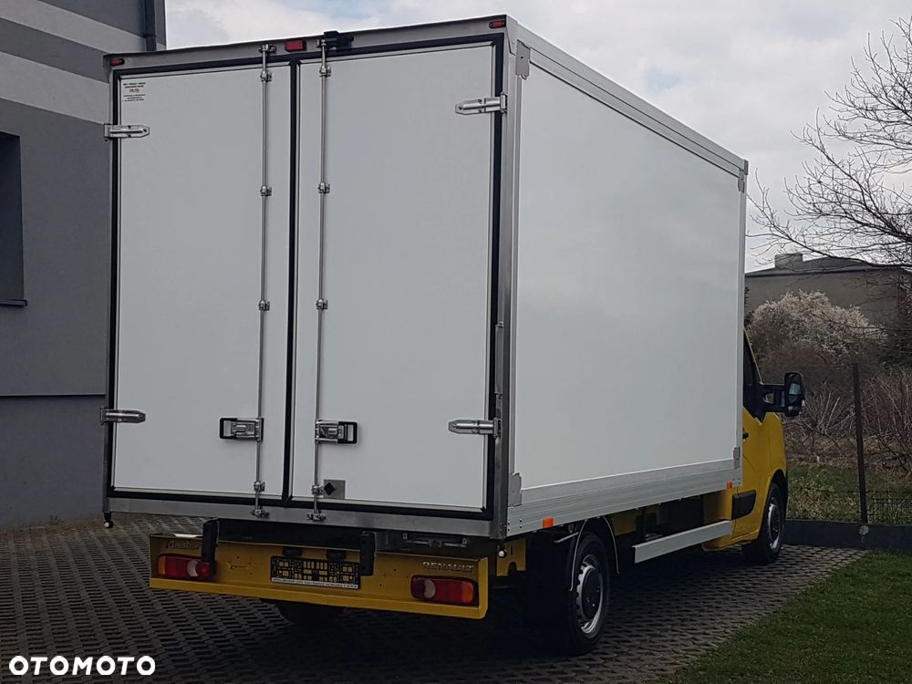 Renault MASTER KONTENER 8EP 4,22x2,24x2,24 KLIMA KRAJOWY MANUAL  6-BIEGÓW DMC 3500 KG - 28