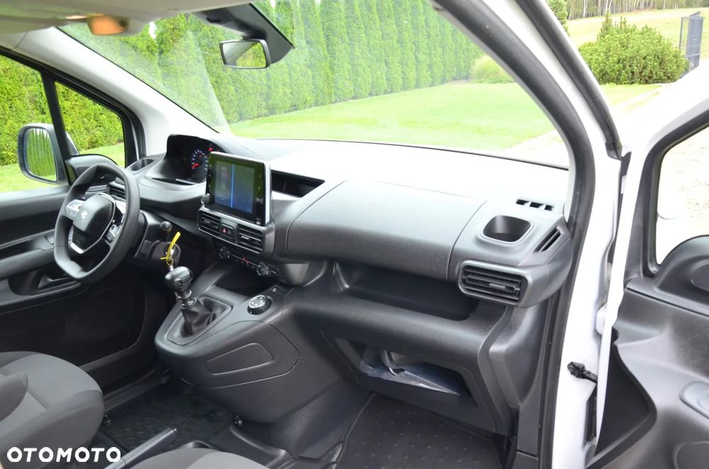 Peugeot Partner - 13