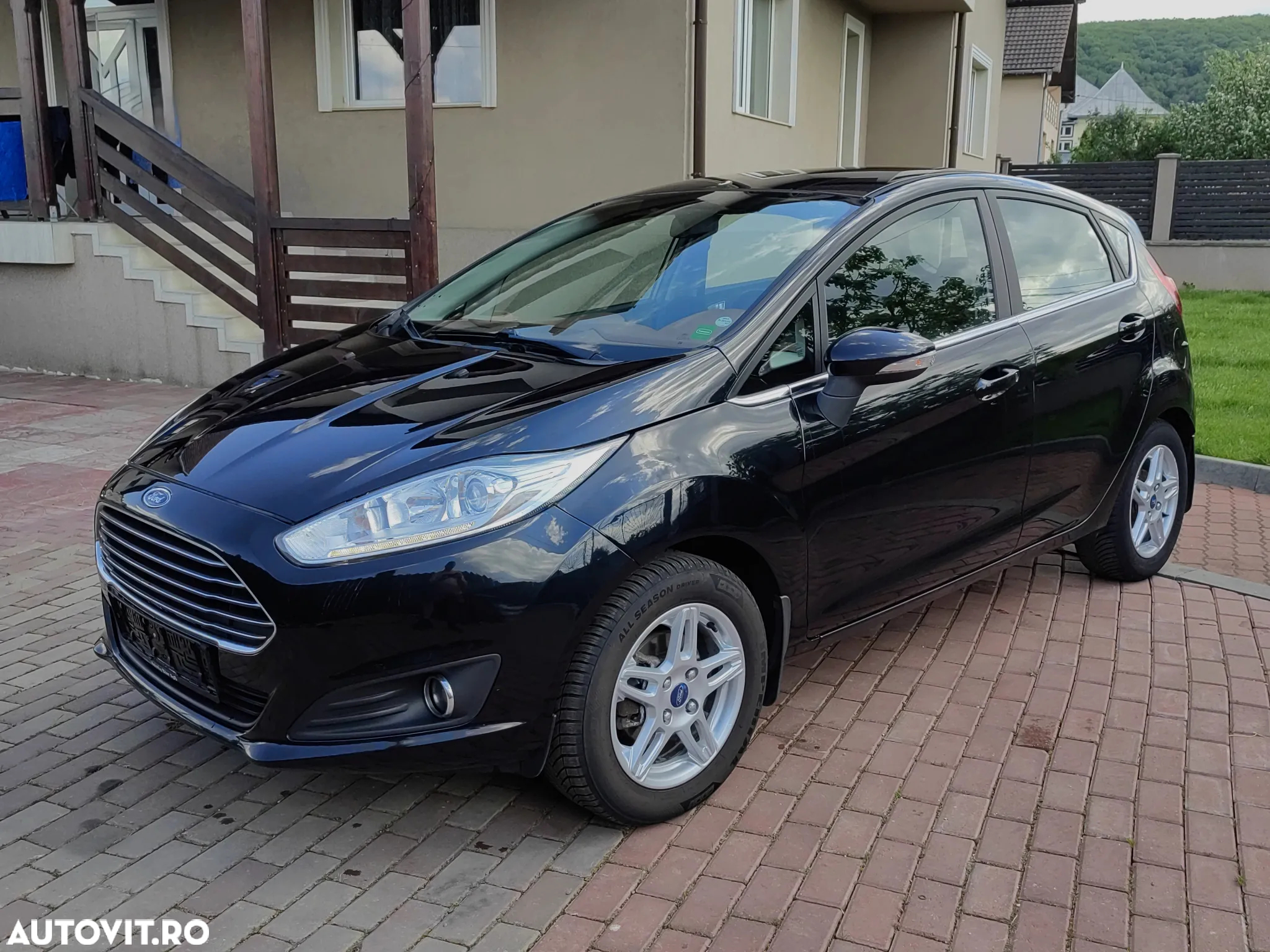 Ford Fiesta 1.0 EcoBoost S&S TITANIUM VIGNALE - 3