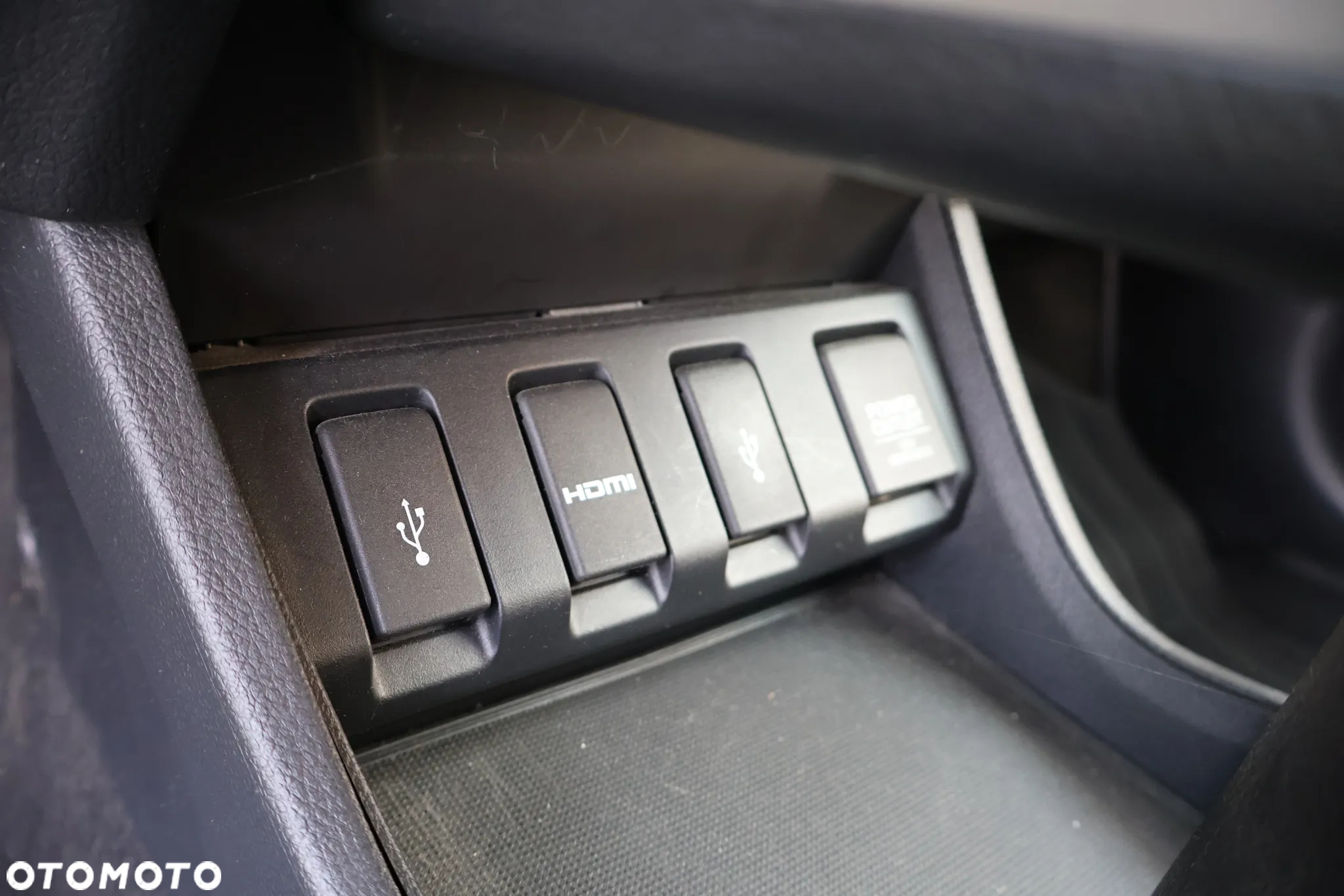 Honda HR-V 1.8 EX Sport Utility AWD CVT - 12