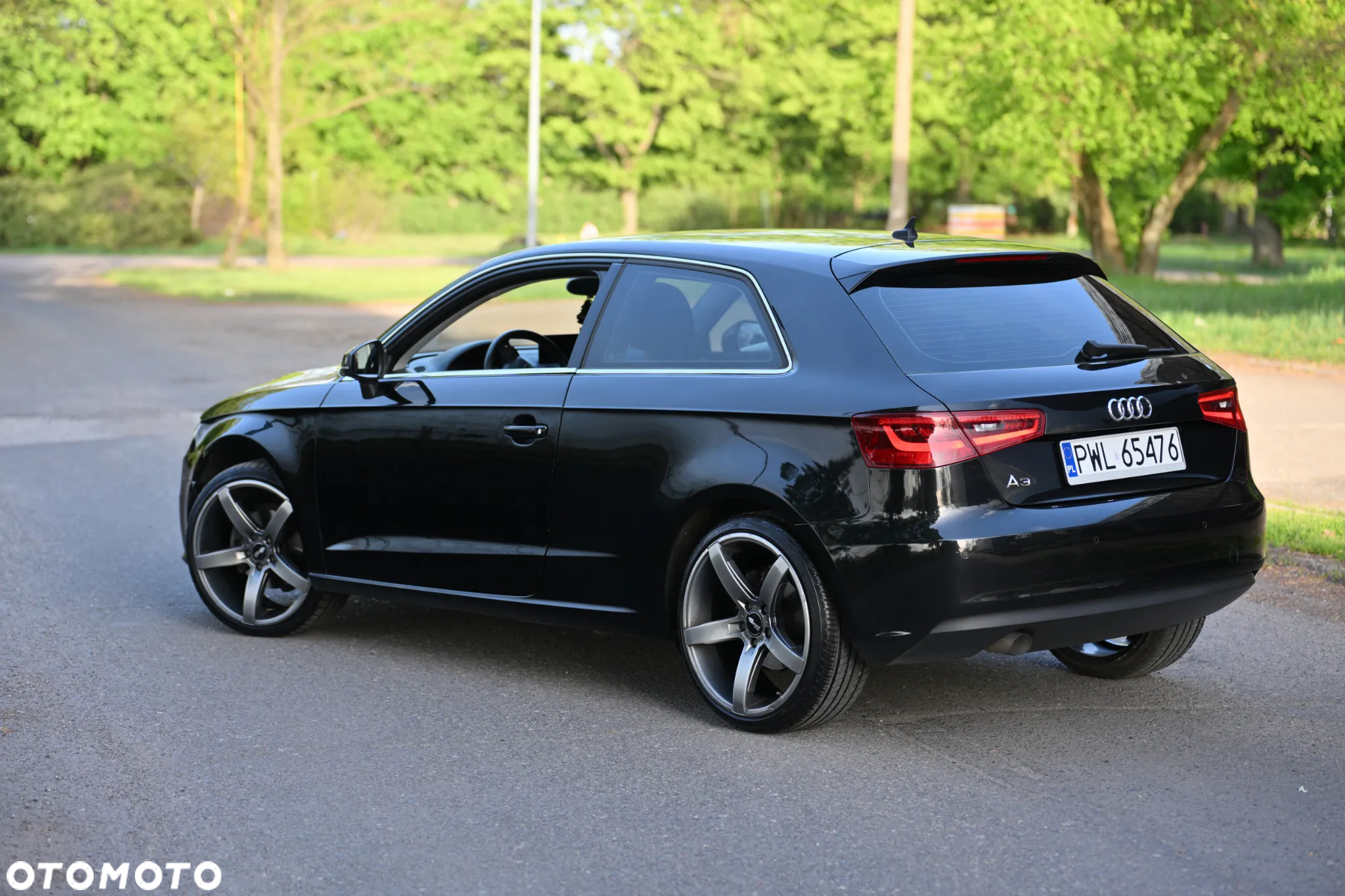 Audi A3 1.6 TDI DPF Attraction - 4
