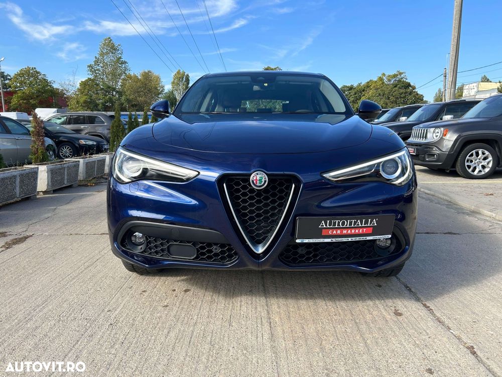 Alfa Romeo Stelvio - 2